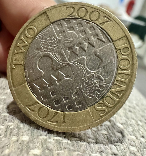 Rare 1707 2007 pound - rare, 2