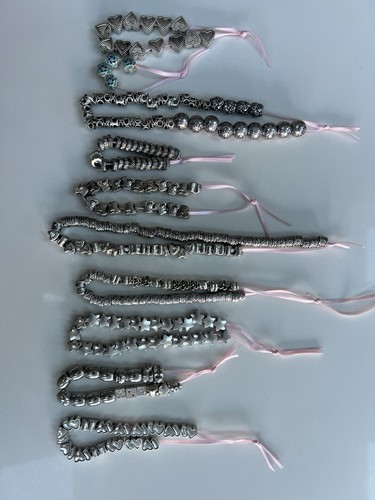 Job lot 3907 beads - 3907,