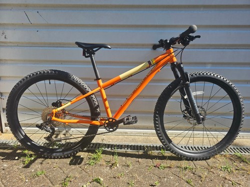 Islabike creig front - creig,