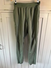 Under Armour WG Woven men's tracksuit bottoms in Olive Green - Small