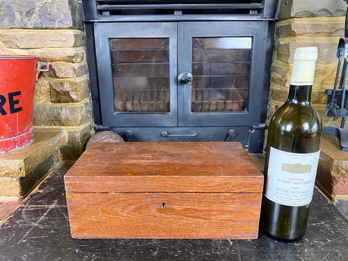 Old small oak box - small, jewellery