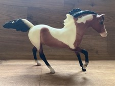 Breyer Pinto paint skewbald cantering stallion 