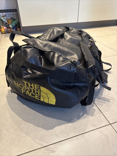 North face base - north,