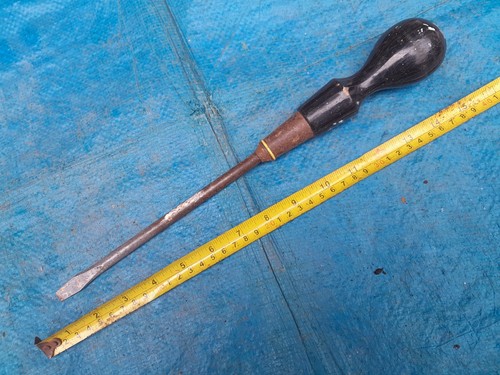 Large vintage screwdriver - large,