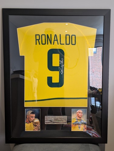 Ronaldo signed brazil 2002 - r9,
