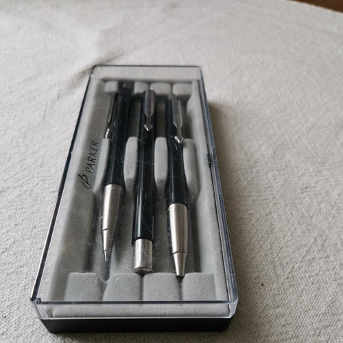Parker pen set - pen, 1995