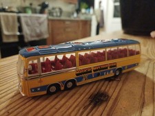 Corgi Bedford Val Beatles Tour