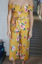 Ladies/ girls size 8 all in ont trouser suit from New Look