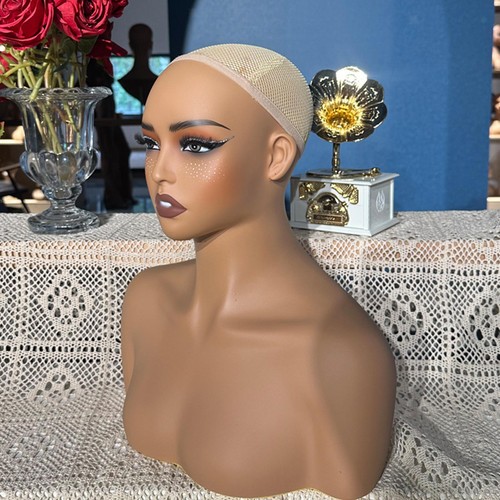 Mannequin head with - head, shoulder