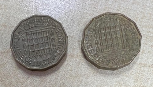 Threepenny bit coin 1967 2 - coin, x