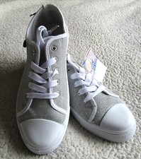 Ladies Lace Up Canvas Silver