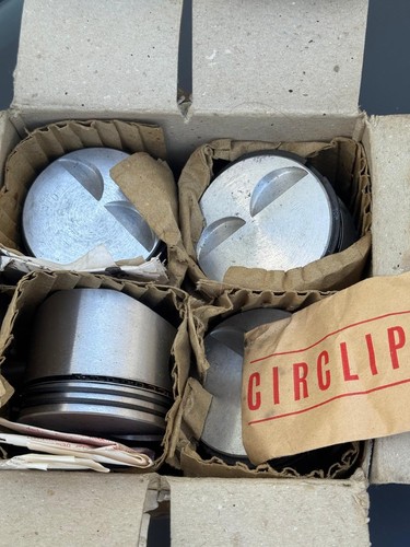 Hillman imp 875cc piston set - hillman,