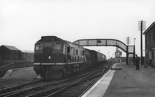 1965 georgemas junction train - 1965,