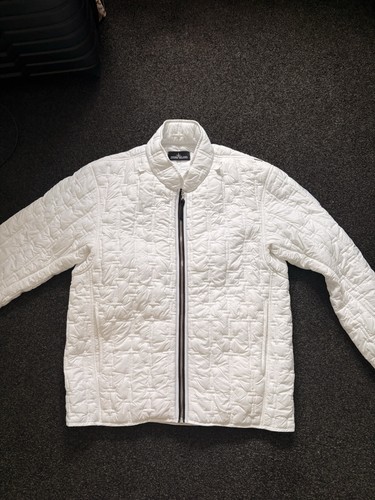 Stone island shadow - island,