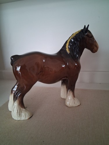 Beswick pottery brown - pottery, shire