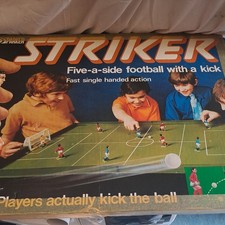 Vintage STRIKER board game Parker COMPLETE EXCELLENT football soccer