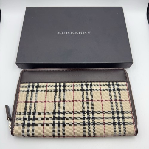Burberry round fastener - round, long