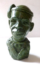 AFRICAN HAND CARVED Green Verdite Shona Stone marble BUST Sigbned A Jombe