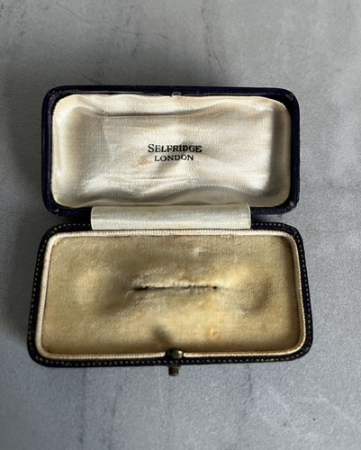 Selfridges antique art deco - antique/art,