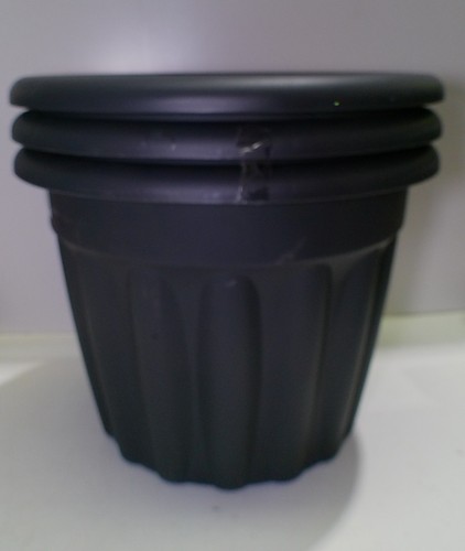 Large 40cm round plastic - large,