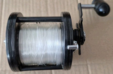 SHAKESPEARE SIGMA 2950-350 BOAT MULTIPLIER MEDIUM SIZE REEL WITH NEW 30LB LINE