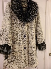 Boucle knit coat Feather