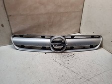Opel Signum 2003 Front grill 464192822 ITM24822
