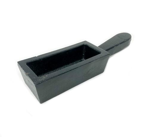 Metal pouring open ingot mould - pouring,