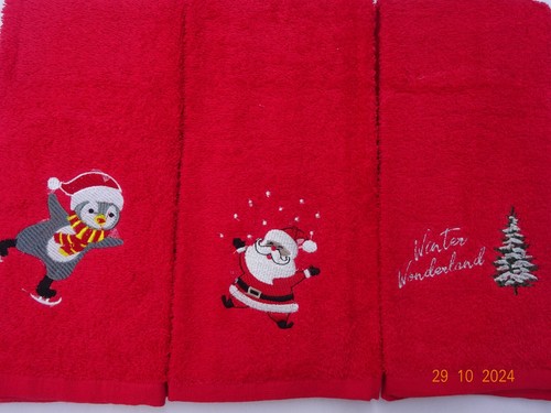 Christmas design guest towels - christmas, towels/