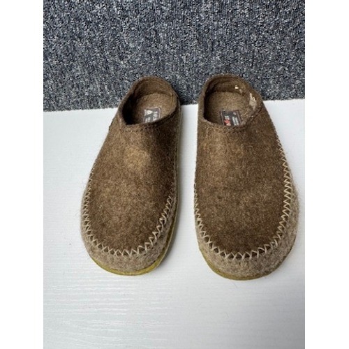 Haflinger grizzly wool clogs - haflinger,