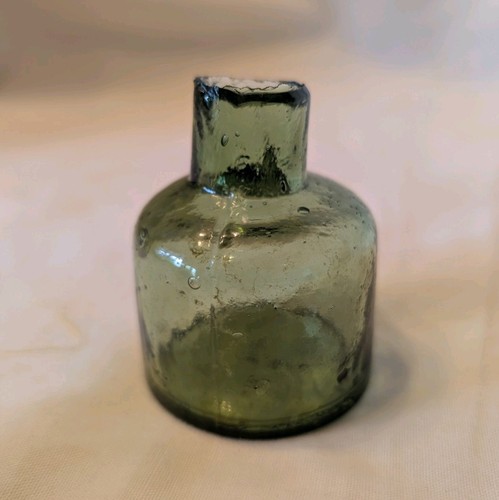 Antique green ink - antique,
