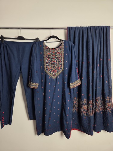 Ladies piece navy khaddar - 3,