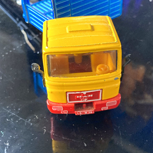 Man diecast truck - man,