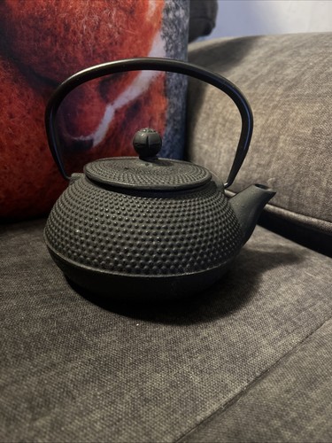 Japanese black hobnail - black,
