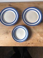 3x T G Green Blue & White