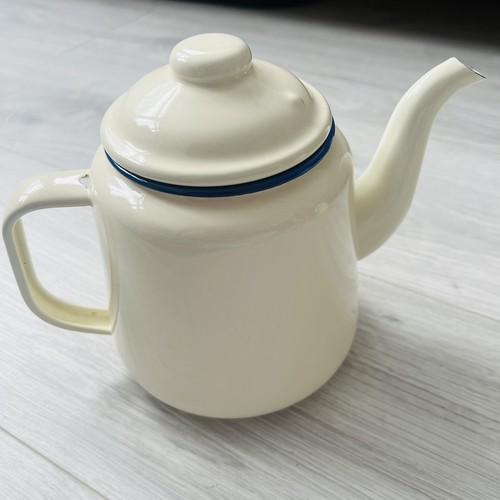 Vintage retro style cream blue - vintage,