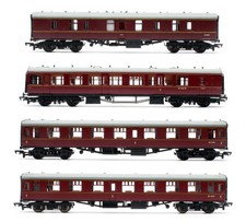 REPLICA RAILWAYS 'OO' GAUGE RAKE OF 4 BR MAROON 2X FO 1X BG 1X BCK COACHES