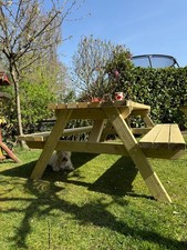 Luxury 6 Seater Picnic Table