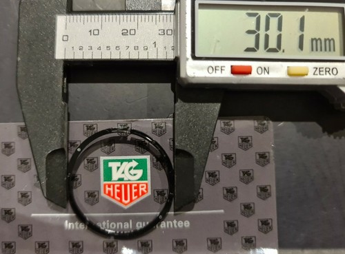 Bezel click ratchet - ratchet, rotating