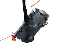 038103373R cylinder head