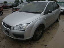 Ford Focus 1.6 Ghia 2006 - car parts and spares & breaking