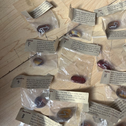 Bundle runes gemstones - bundle,