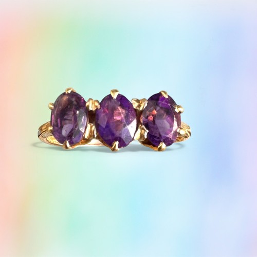 18ct yellow gold - 18ct, stone