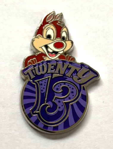 Disney pin badge dale 2013 - disney,