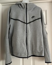 Men’s Grey Nike Tech Fleece