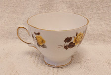 Vintage Colclough Stratford Pattern: 8320 Tea Cup