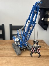 Lego technic crawler crane - crawler,