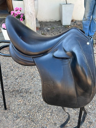 Childeric dpl dressage saddle - childeric,