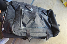 Extra Large Black 2-wheeled Kipling Suitcase Luggage Telescopic Handle (RARE)