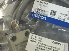 1PCS   D4C-2502 D4C2502 Limit Switch -New   #A6-10